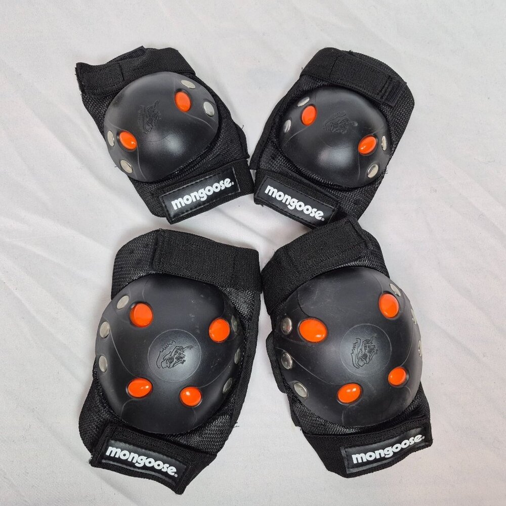 Mongoose Kids Skate Bicycle Knee & Elbow Pads Sz YM w/Net Bag EXCELLENT!!!